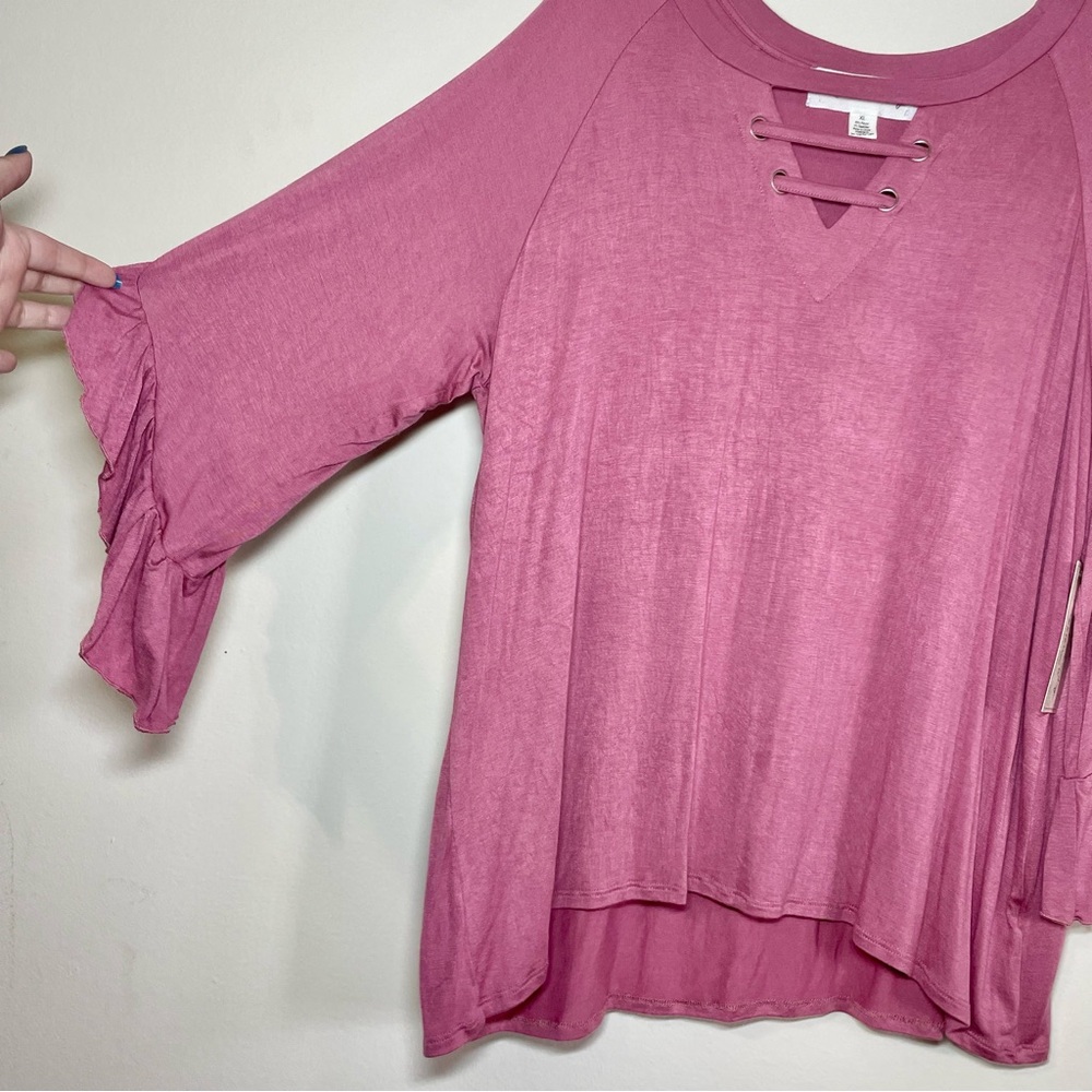 🎉HP🎉 | NWT French Laundry bell sleeve top